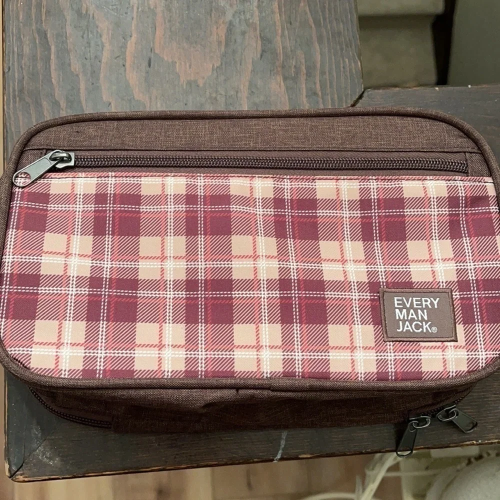 EUC Every Man Jack toiletry plaid bag​​​​​​​​​​​​​​